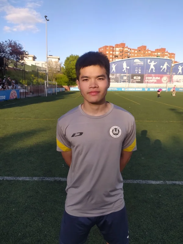 ZhengQuan Wei de Atlético Laguna